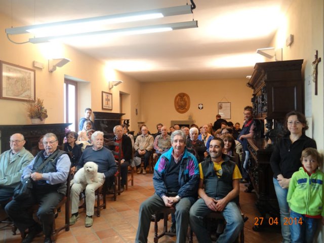 Piloti nella Sala Consiliare del Comune di Castelletto per le premiazioni